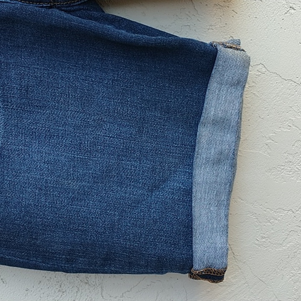 JUDY BLUE Cuffed Hem Jean Shorts Size M - Picture 6 of 13